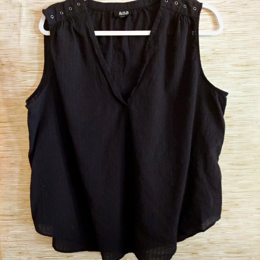 A.N.A sleeveless line blouse XL